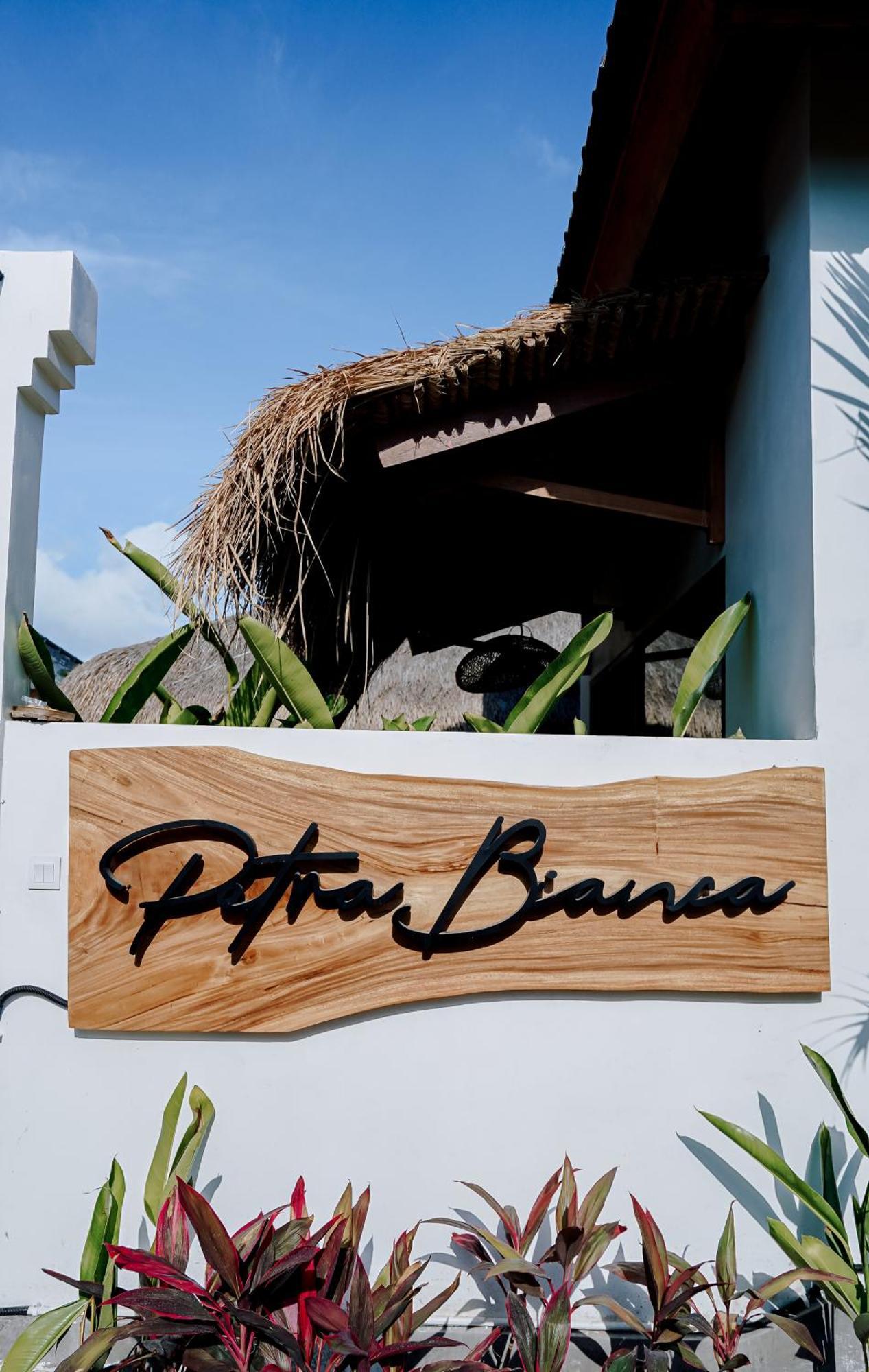 Petra Bianca Uluwatu Hotell Eksteriør bilde